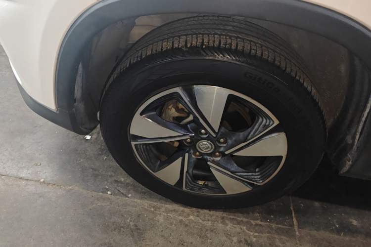 Used CHANGAN CS75 2020 280T DCT Luxury Version China VI Standard
