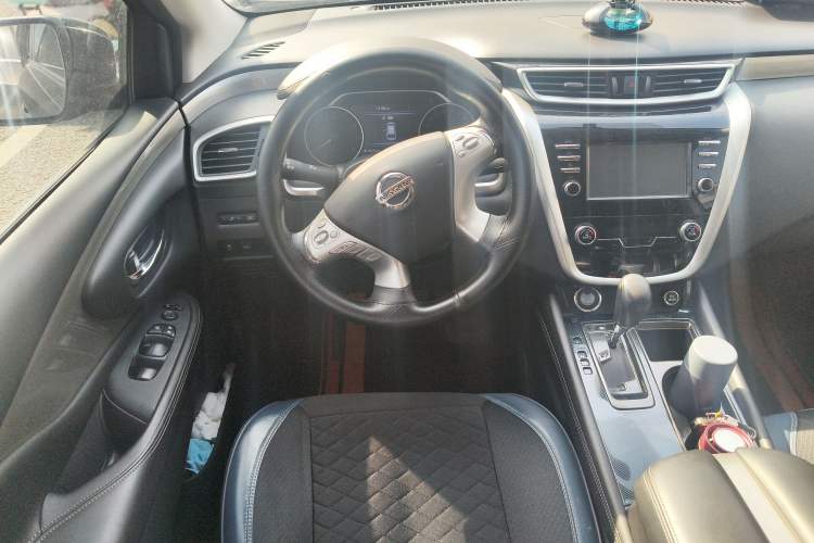 Used Nissan Murano 2021 2.5L XE Two-Wheel Drive Elite Edition
