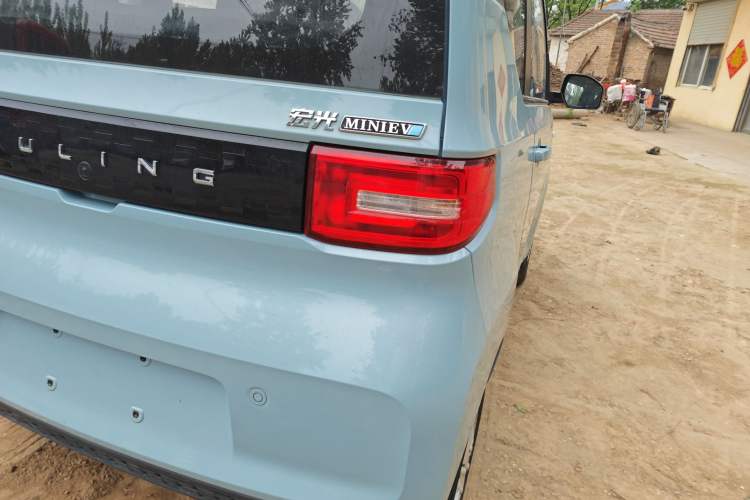 Used Wuling Hongguang MINIEV 2020 Freedom Version Lithium Iron Phosphate Exterior 3