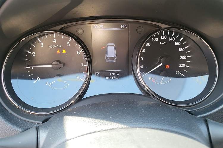 Used Nissan X-Trail 2021 2.0L CVT 2WD XL ITS Comfort Commemorative Edition Odometer Close Up