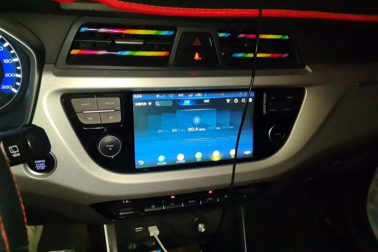 Used Geely Auto Vision X3 2019 Upgraded Model 1.5L CVT Elite Version Audio And AC Panel