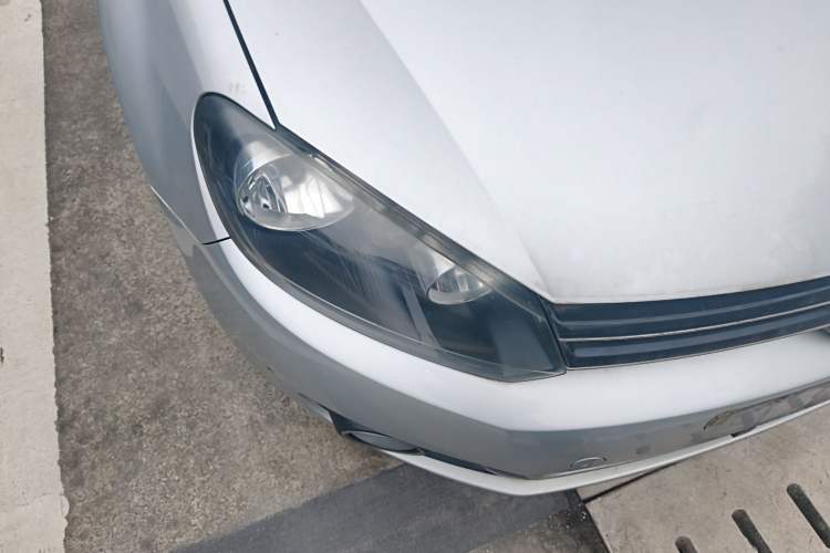 Used Volkswagen Golf 2012 1.4 TSI Manual Comfort Edition Right Front Headlight