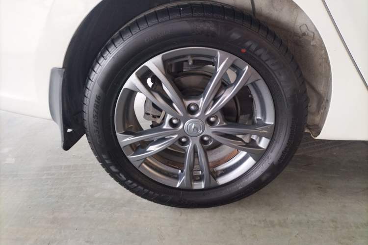 Used CHANGAN Eado DT 2019 1.6L Manual Enjoyment Model China VI Standard Right Rear Wheel Hub