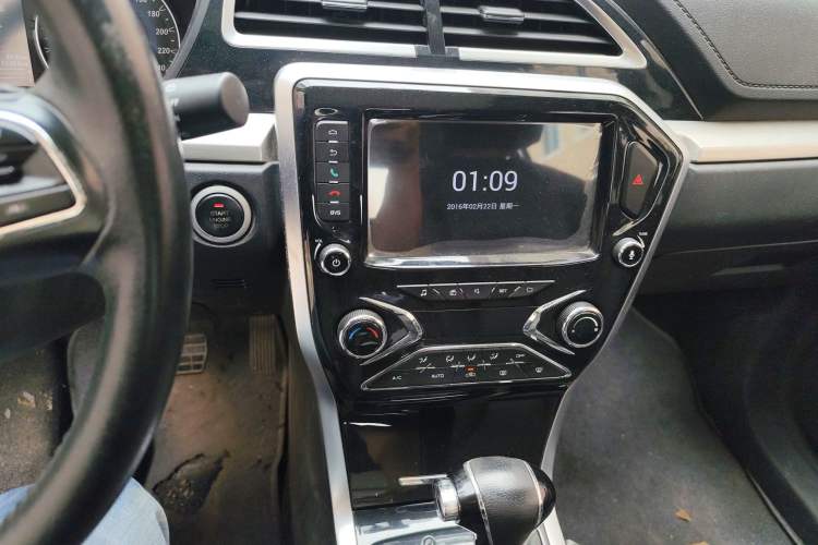 Used Haima S5 Youth Edition 2018 1.6L CVT Flagship Model
