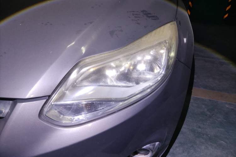 Used Ford Focus 2012 Sedan 1.6L Automatic Fashion Edition