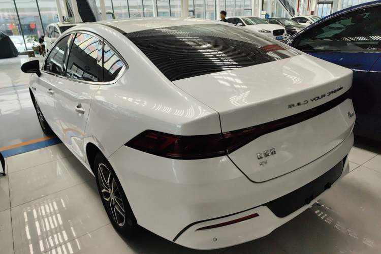 Used BYD Qin PLUS 2021 EV 400KM Luxury Model
