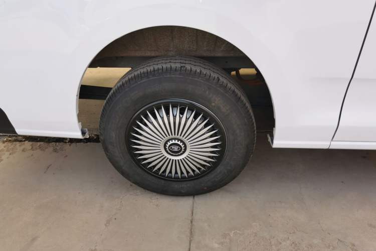 Used JMC E Fushun 2025 Model, Open Window Version, 41.86 kWh, Short Axle, Low-roof