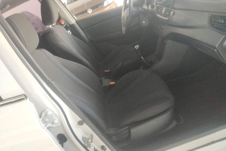 Used Baojun 310 2016 1.2L Manual Value Edition