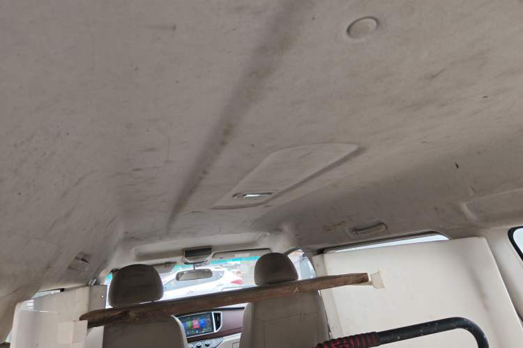 Used FORTHING Lingzhi 2017 M5L 1.6L 7-Seater Comfort Model