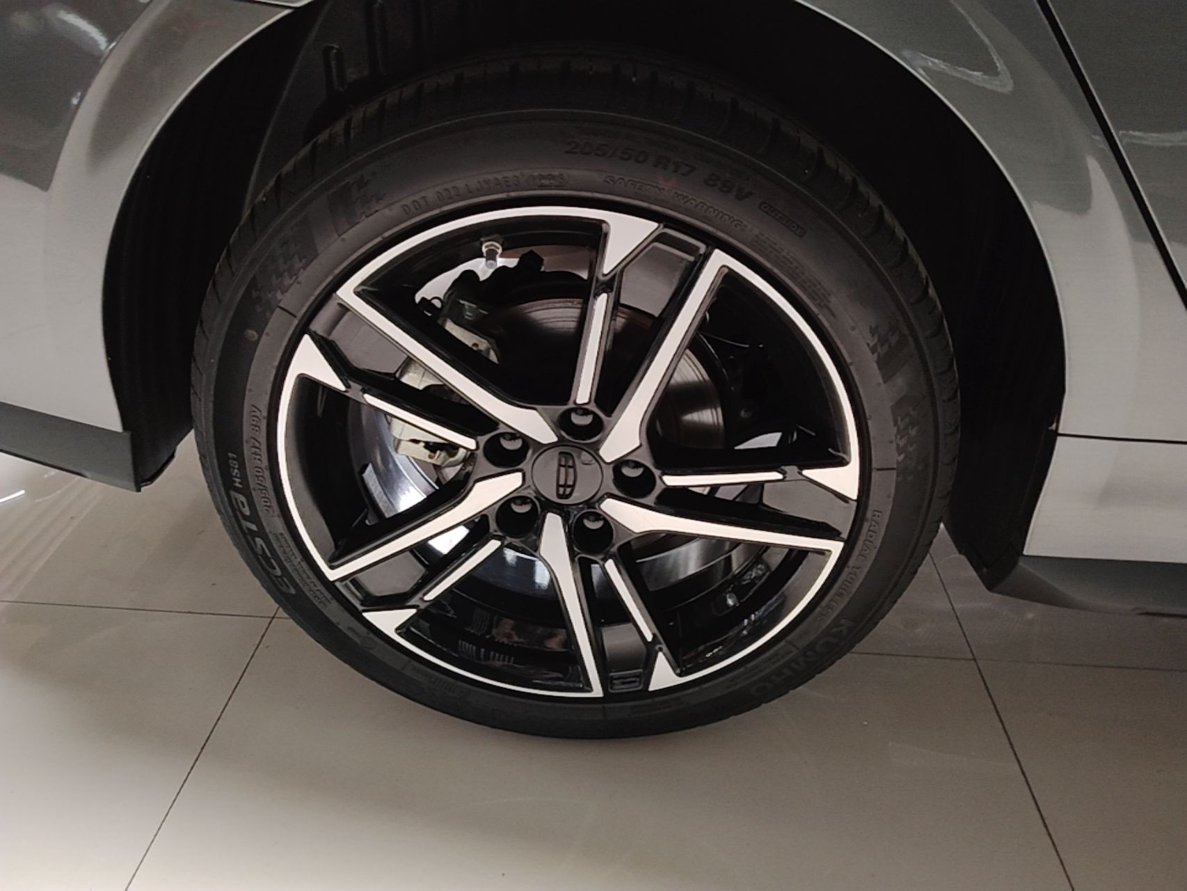 Geely Auto Binray 2024 Binrui COOL 1.5T DCT Longteng Edition — снимка 11