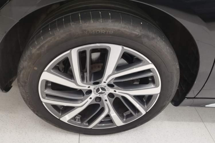 Used Mercedes-Benz E-Class 2024 Refresh E 300 L Stylish Edition Right Rear Wheel Hub