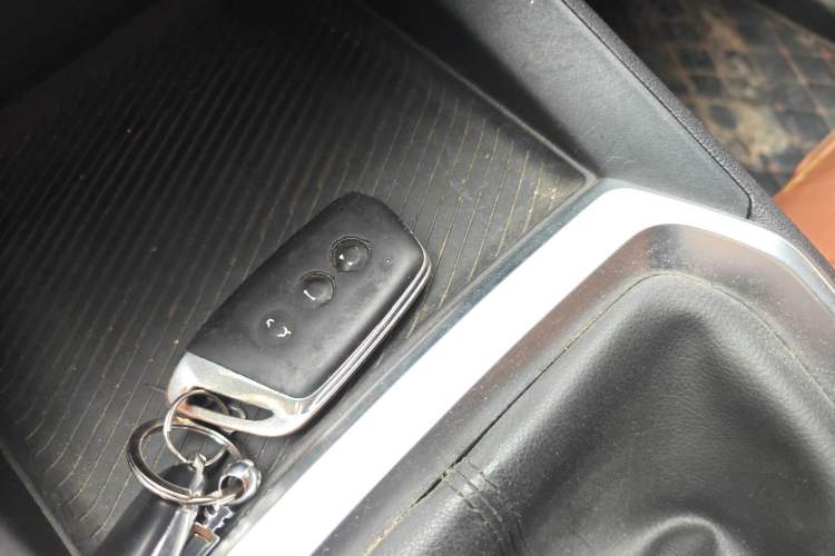 Used Baojun RM-5 2019 1.5T Manual Elite Version with 24-Hour Online Service 7 Seats
