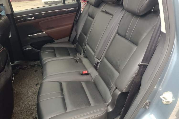 Used GAC Trumpchi GS8 2017 320T Two-Wheel Drive Luxury Smart Connectivity Version (7 Seats)
