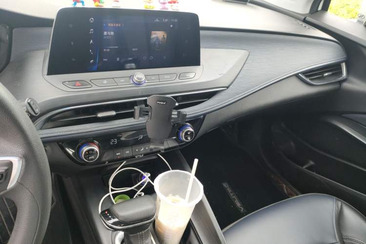 Used Buick Velite 6 2019 Connected Fashion Model Audio And AC Panel