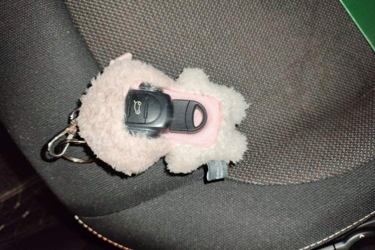 Used MINI 2018 1.5T ONE Five-Door Edition Vehicle Key