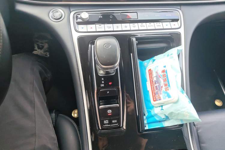 Used GAC Trumpchi M8 2023 Lingxiu Series 390T Prestige Edition Gear Lever