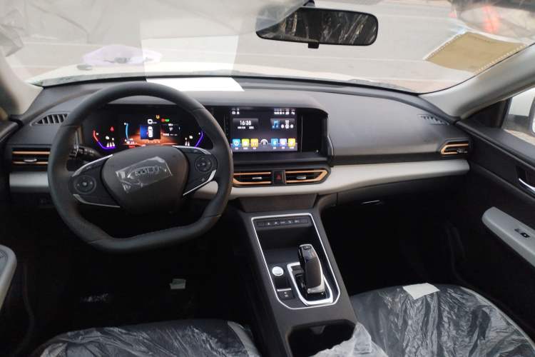 Used Dongfeng Aeolus E70 2023 PRO Smart Drive Edition