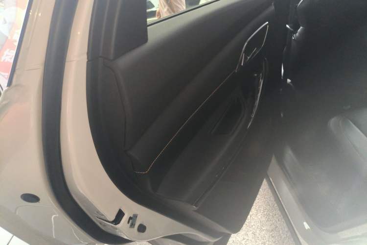 Used Changan X7 PLUS 2024 1.5T Automatic Luxury 7-Seater
