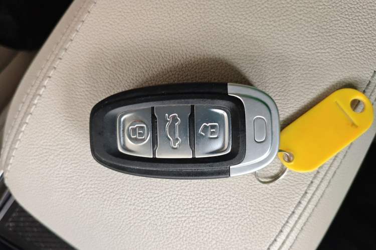 Used Hongqi E-HS3 2019 Zhilian Qiyue Two-Wheel Drive Version
