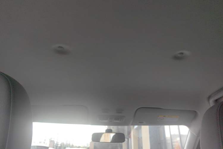 Used ORA White Cat 2020 360 km Luxury Version Headliner