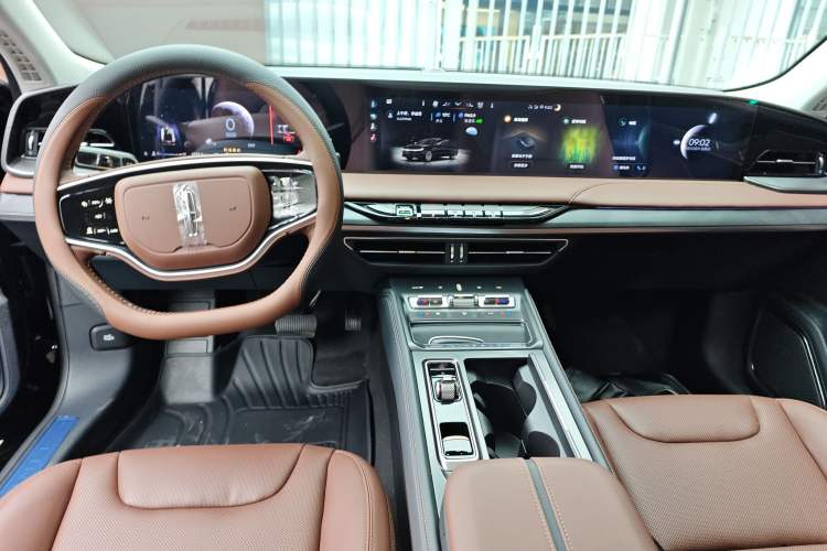 Used Lincoln Z 2025 2.0T Prestige Hybrid Edition
