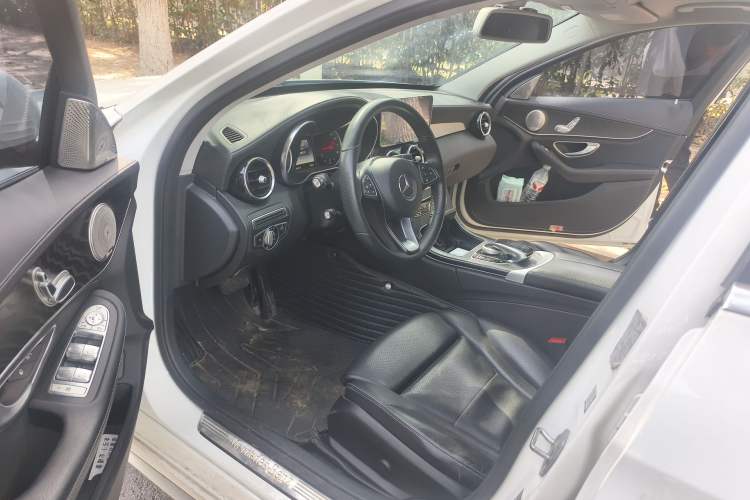 Used Mercedes-Benz C-Class 2017 C 180 L Sport Edition Left Front Seat