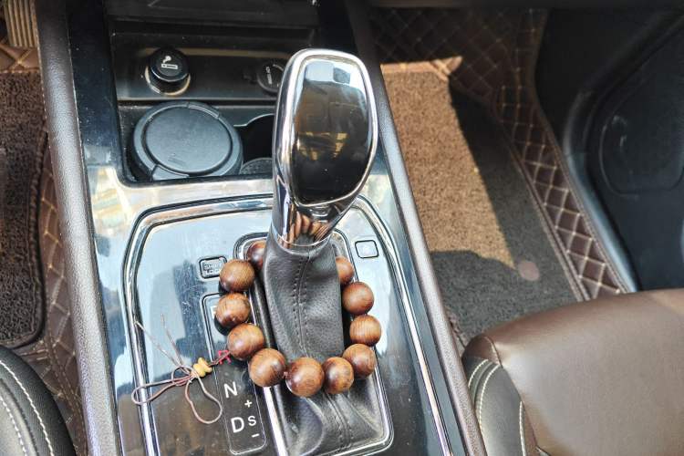 Used Dongfeng Fengon 580 2017 1.5T CVT Smart Connectivity Model