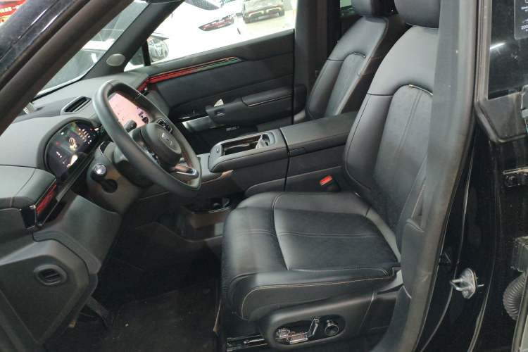 Used Zeekr 7X 2025 100 kWh Long-Range Rear-Wheel Drive with Intelligent Driving Features Left Front Seat