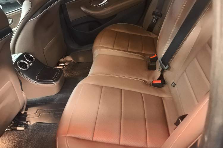 Used Mercedes-Benz E-Class 2023 Restyled E 300 L Sporty and Stylish Edition
