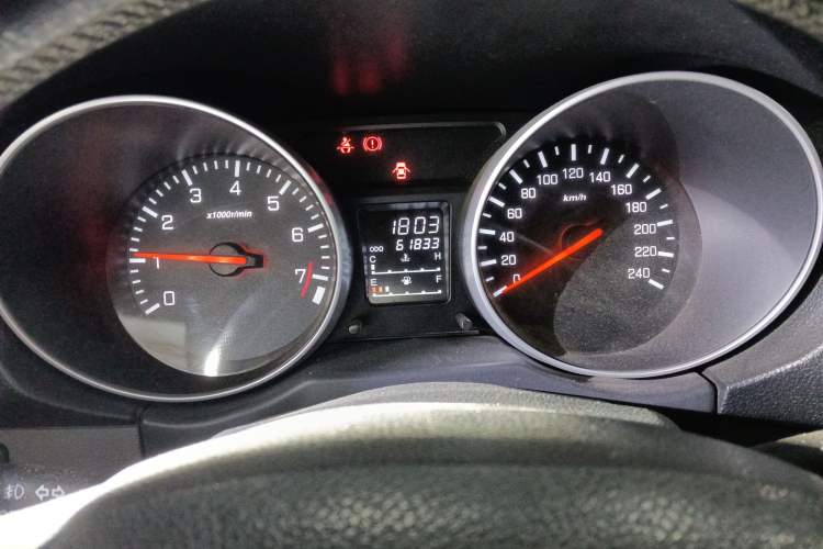 Used FAW Senya S80 2013 1.5L Manual 5-Seat Urban Fashion Edition
