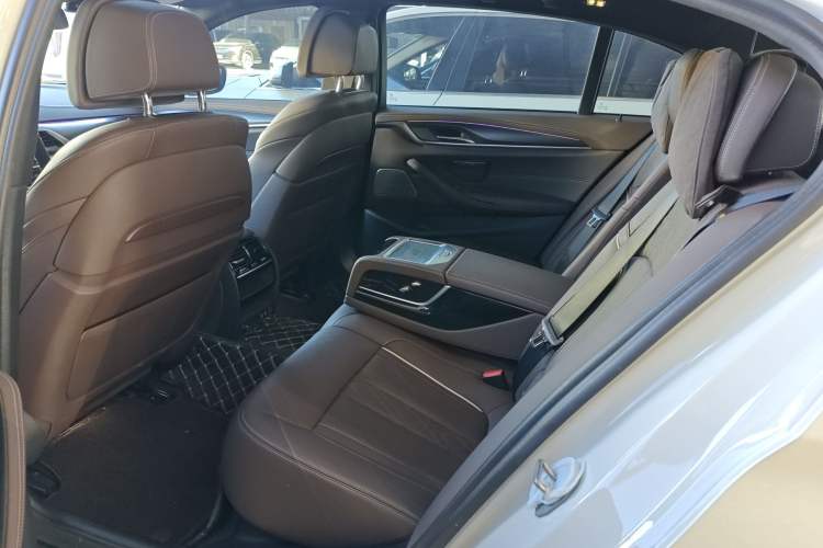 Used BMW 5 Series New Energy 2022 Revised Version 3 535Le Pioneer Edition M Sport Package
