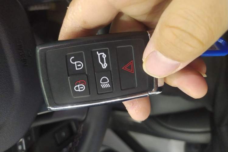 Used Land Rover Range Rover Evoque 2020 249 PS R-DYNAMIC S Sport Edition
