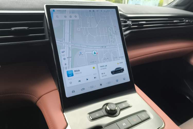 Used Nio EC6 2020 605 km Sport Edition Audio And AC Panel