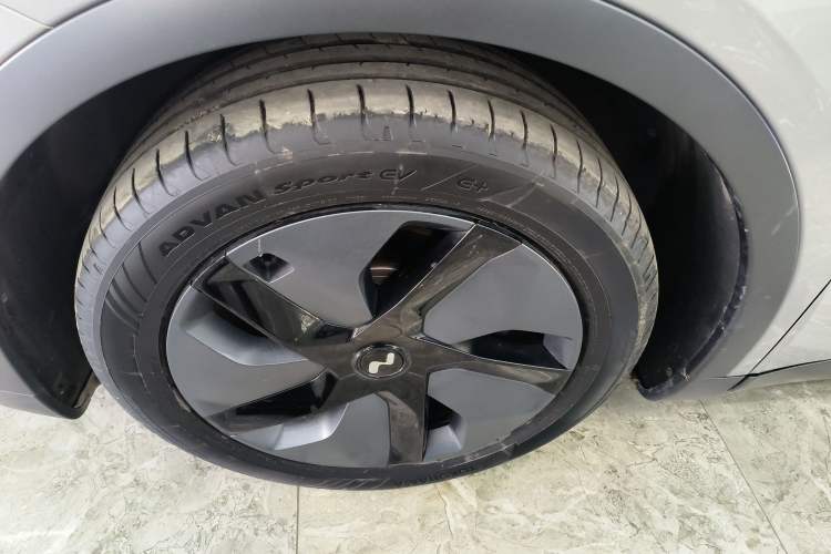 Used ONVO L60 2024 60 kWh Rear-Drive Version
