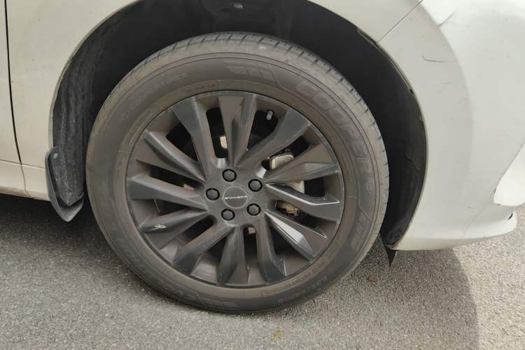 Used FORTHING T5 EVO 2021 1.5TD DCT Starry Edition Right Front Wheel Hub