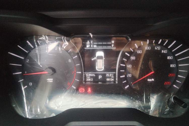 Used GAC Trumpchi GS4 2017 235T Automatic Two-Wheel Drive Luxury Smart Connectivity Version Instrument Cluster