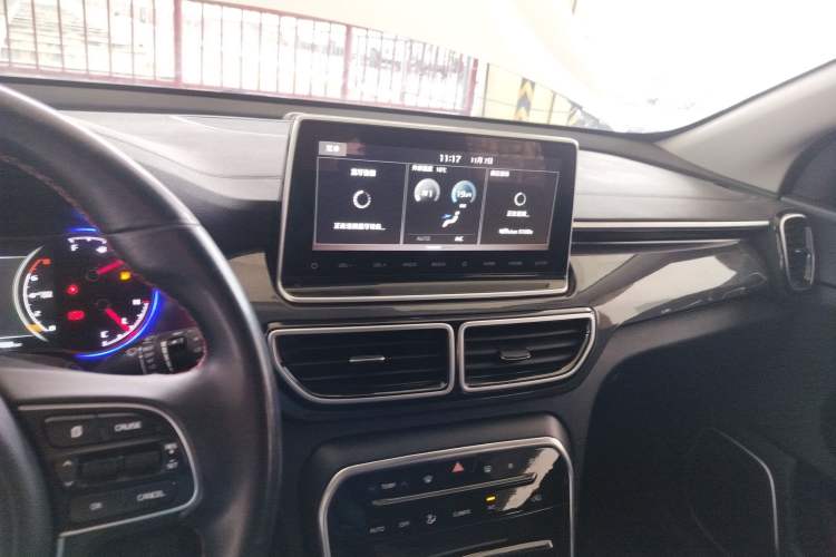 Used Kia KX5 2021 2.0L Automatic Two-Wheel Drive Comfort Edition
