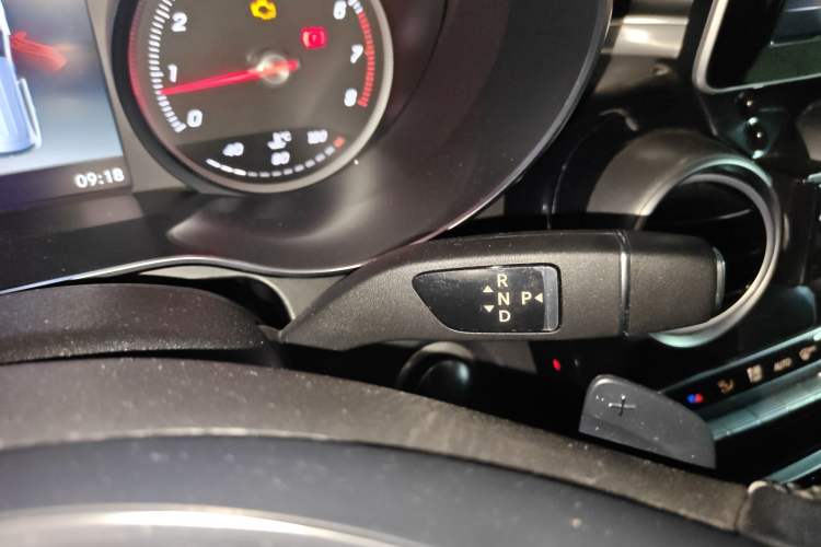 Used Mercedes-Benz GLC 2019 GLC 200 L 4MATIC Gear Lever