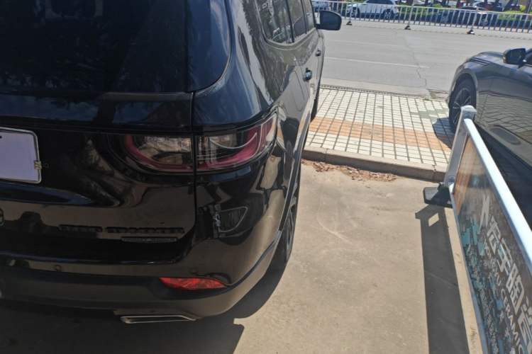 Used Jeep Grand Commander 2020 2.0T Four-Wheel Drive Night Eagle Edition Right Rear Taillight