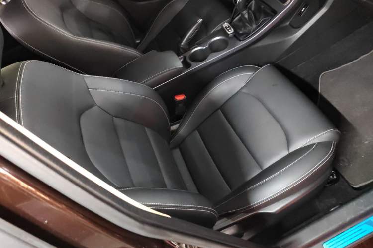 Used Geely Auto Emgrand 2018 1.5L Manual Upward Connect Edition Right Front Seat