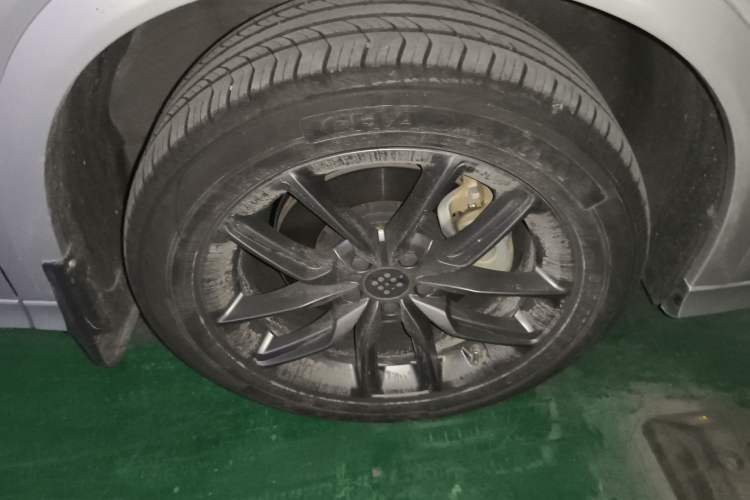 Used Landian E5 2024 Honor Edition 100KM Deluxe 7-Seater