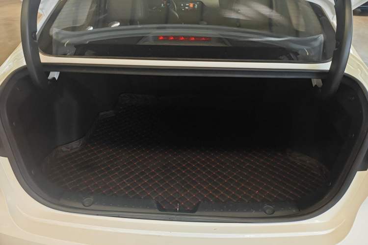 Used CHANGAN Eado 2020 PLUS Blue Whale NE 1.4T GDI DCT Prestige Model