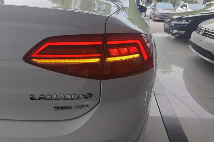 Used Volkswagen Lamando 2021 Revised Version 280TSI DSG Comfort Edition