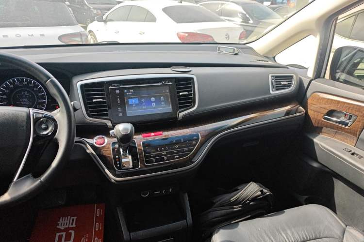 Used Honda Odyssey 2017 2.4L Smart Edition
