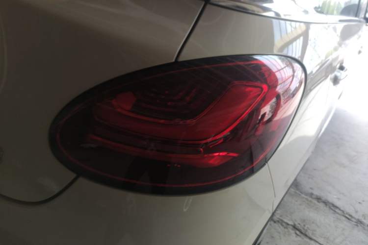Used Wuling Bingo 2025 333 km Enjoyment Version Right Rear Taillight