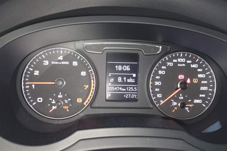 Used Audi Q3 2018 30th Anniversary Edition 30 TFSI Fashion Model Instrument Cluster