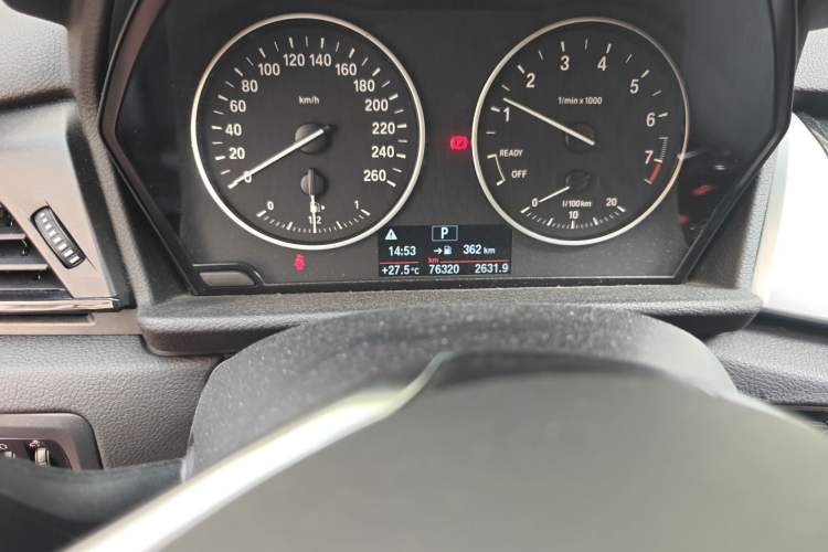 Used BMW 2 Series Gran Tourer 2015 218i Leading Model Odometer Close Up