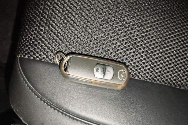 Used Mazda CX-7 2011 2.5L Luxury Edition
