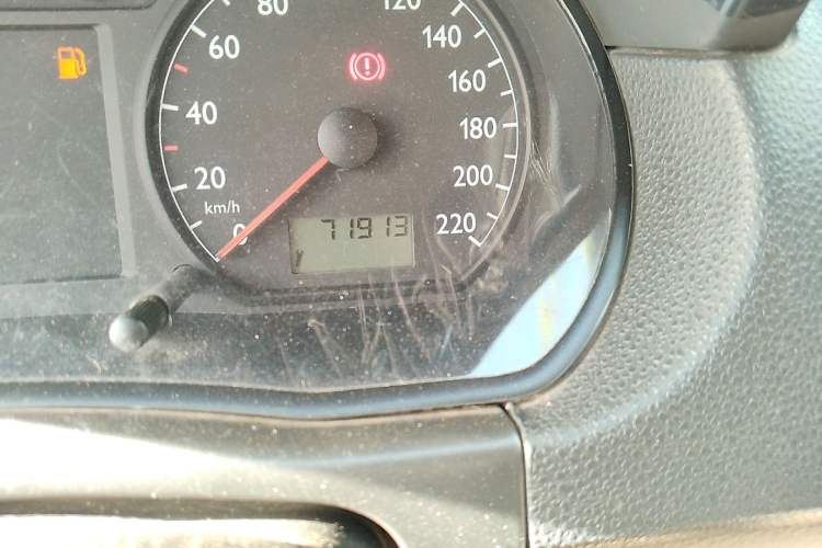 Used Volkswagen Polo 2011 Jingqu 1.6L Manual - Real Cool Edition