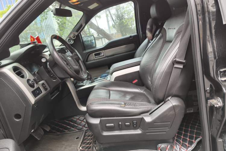 Used Ford F-150 
